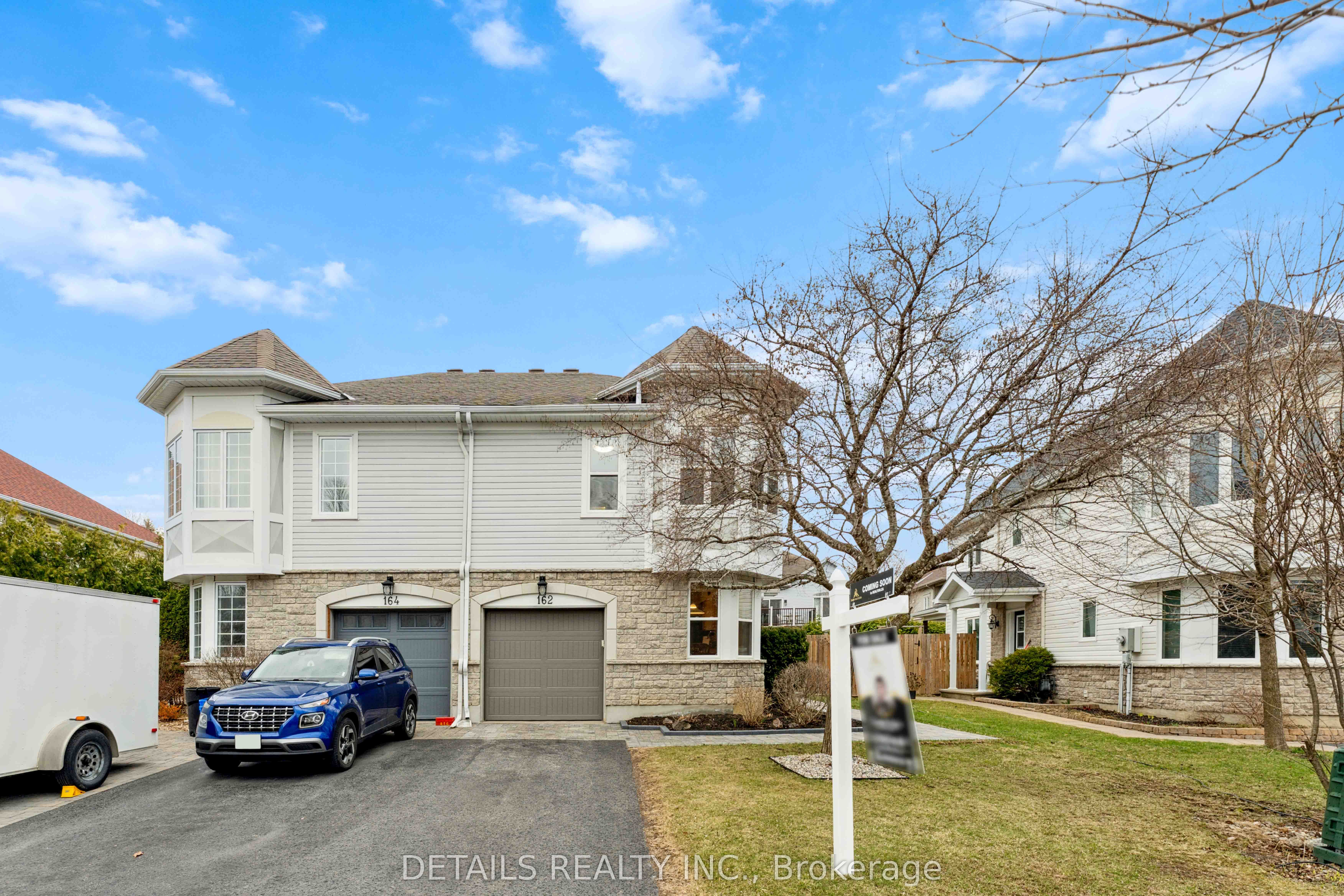 162 Goldridge Drive, Kanata, ON K2T 1J6