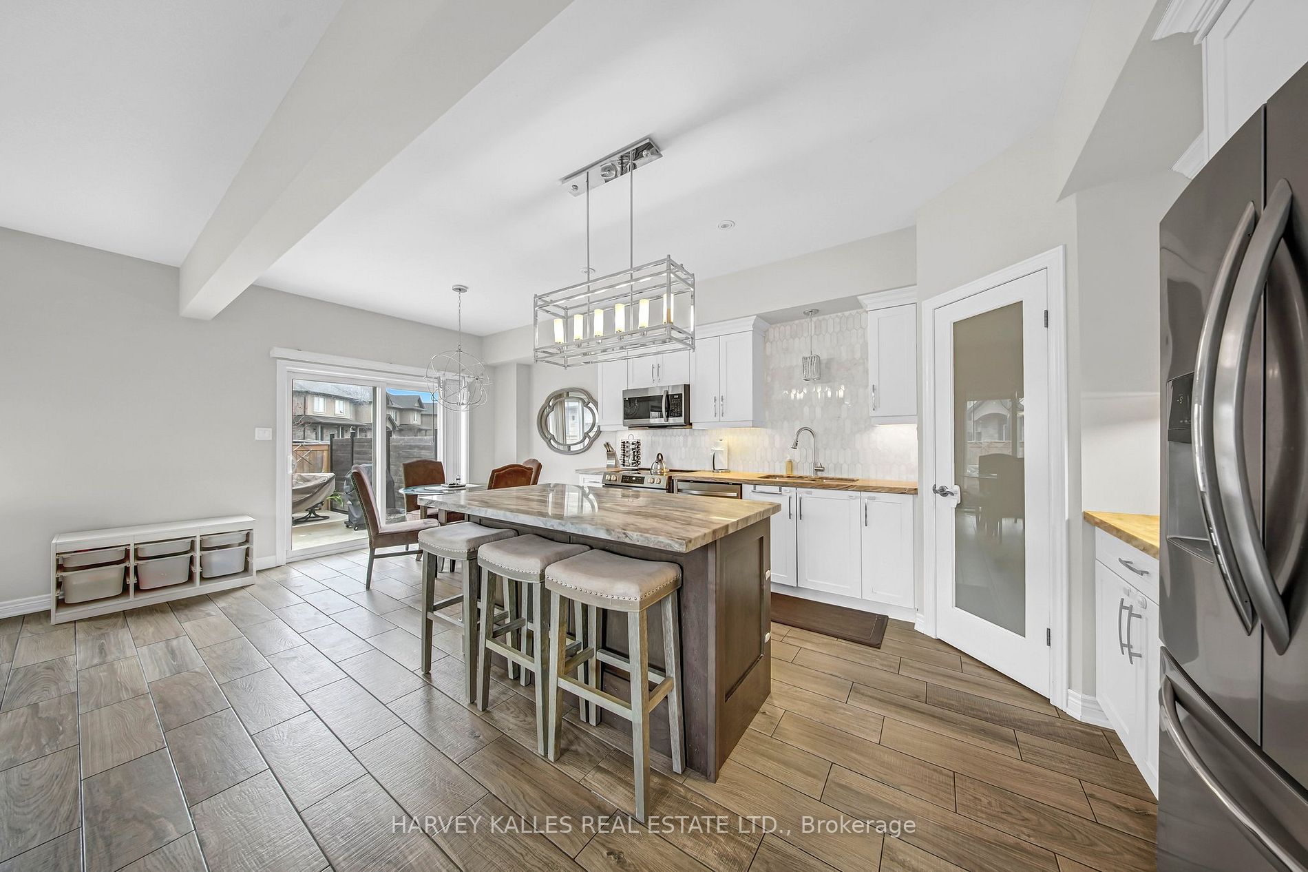 106 Shoreview Place