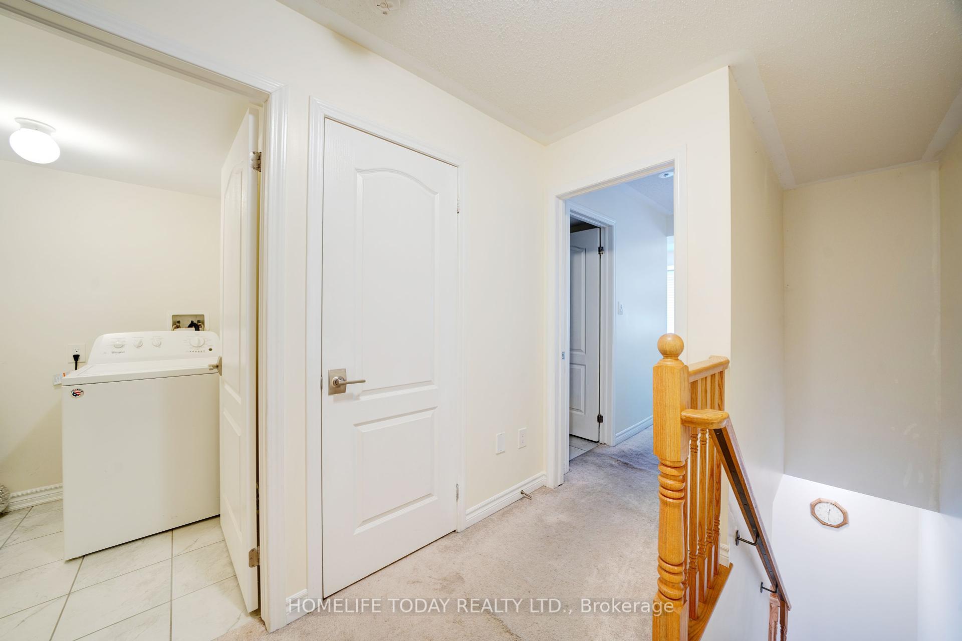 3 Bedrooms Condo at 45 Heron Park, Toronto For sale