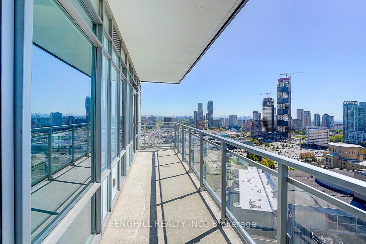 2 Bedrooms Condo at 365 Prince Of Wales, Mississauga For sale