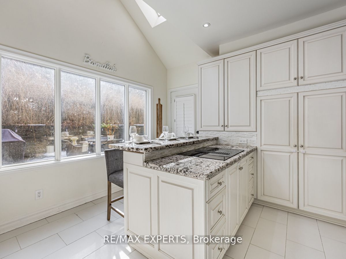 32 Rosebury Lane