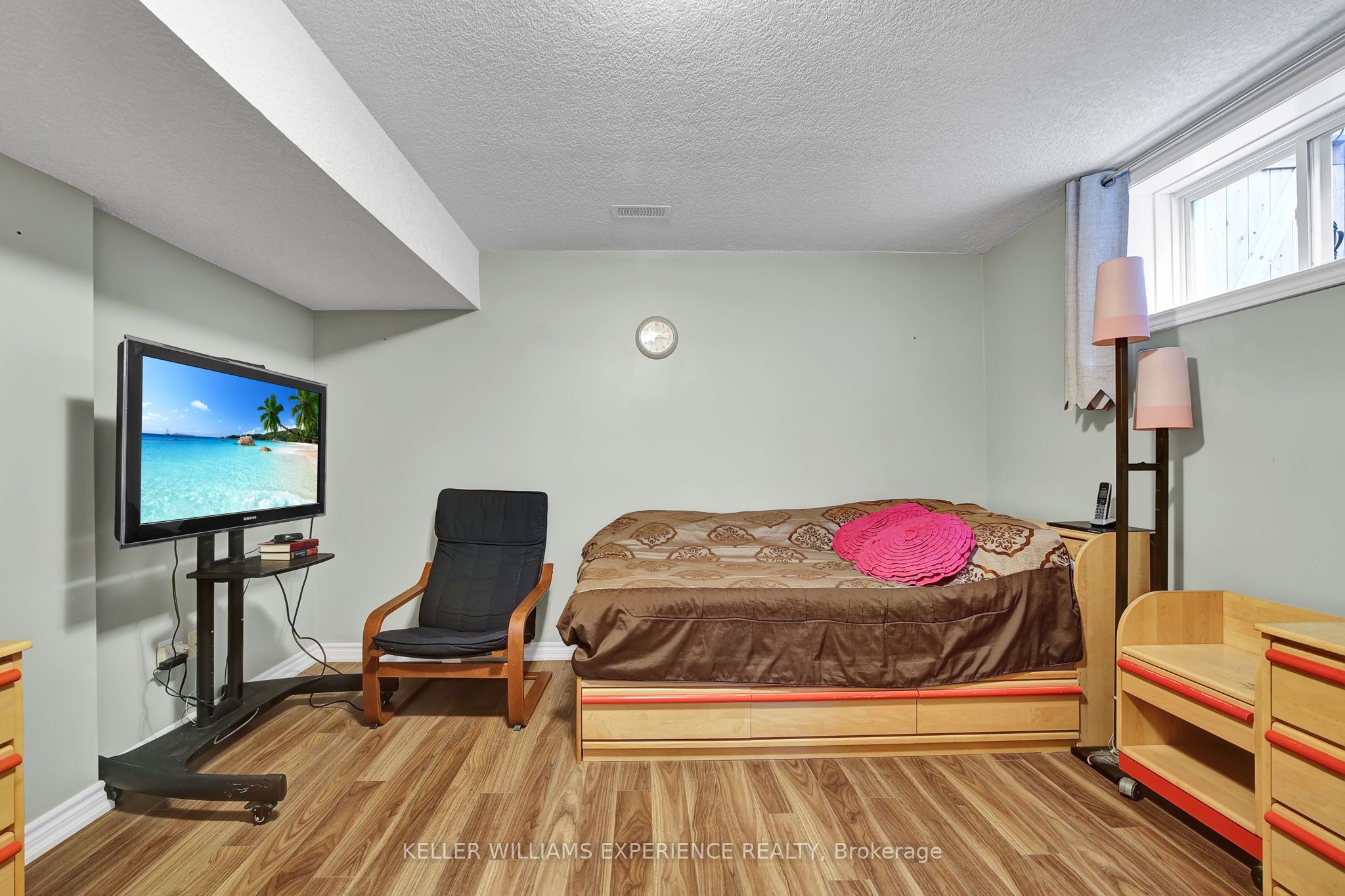 13 KAYLA Crescent