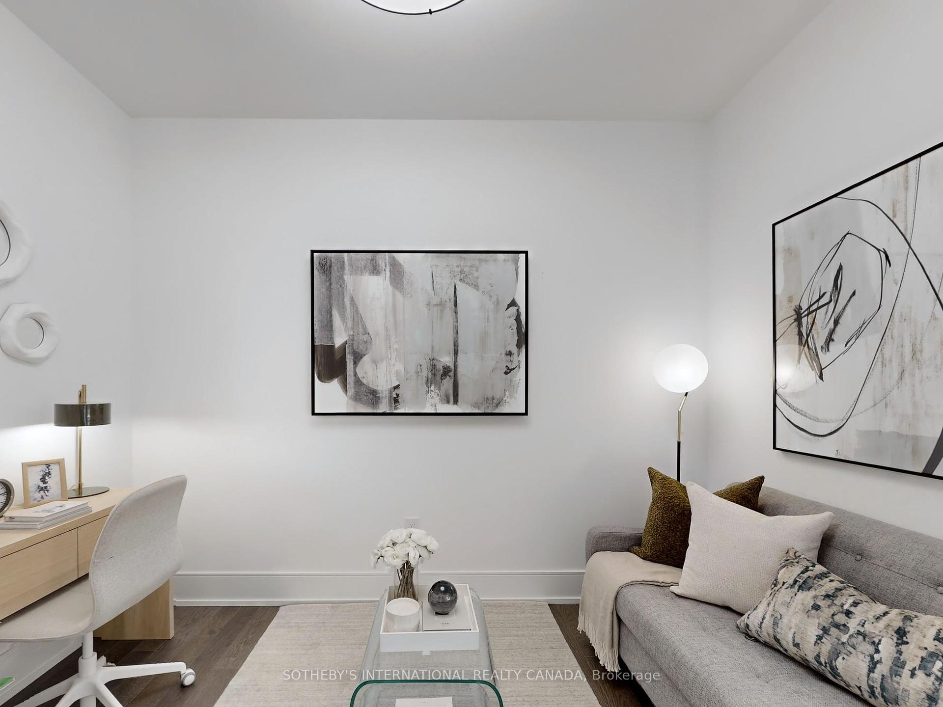 3 Bedrooms Condo at 30 Inn On the Park, Toronto For sale