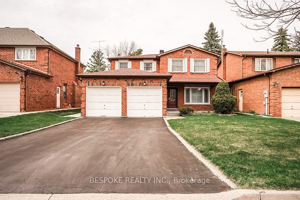 93 GLENTHORNE Drive
