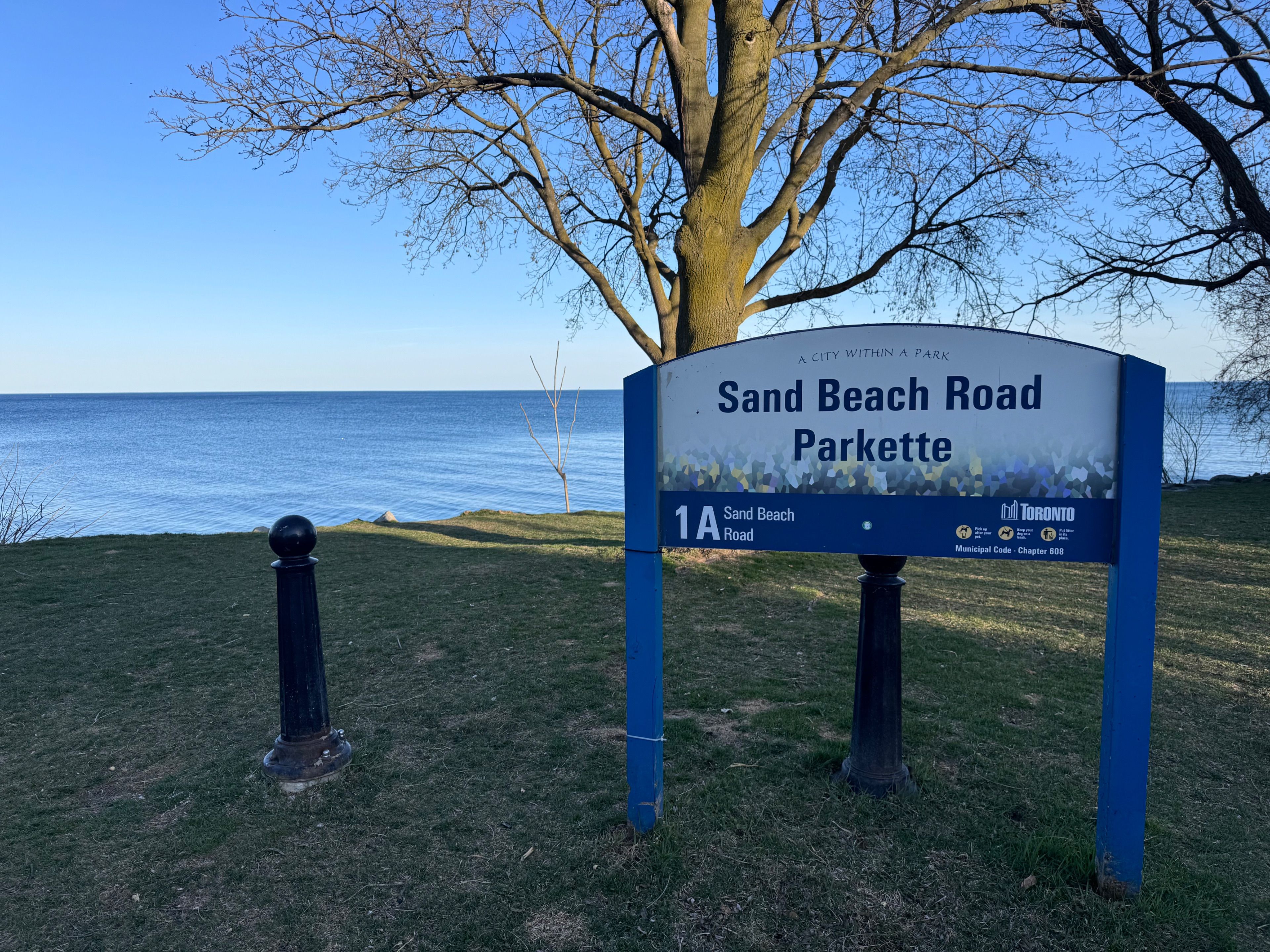 12 Sand Beach Road W 6