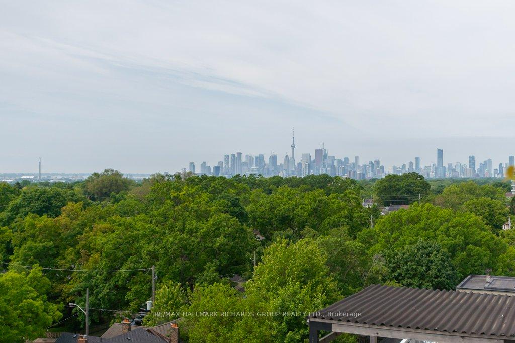 2 Bedrooms Condo at 2301 Danforth, Toronto For sale