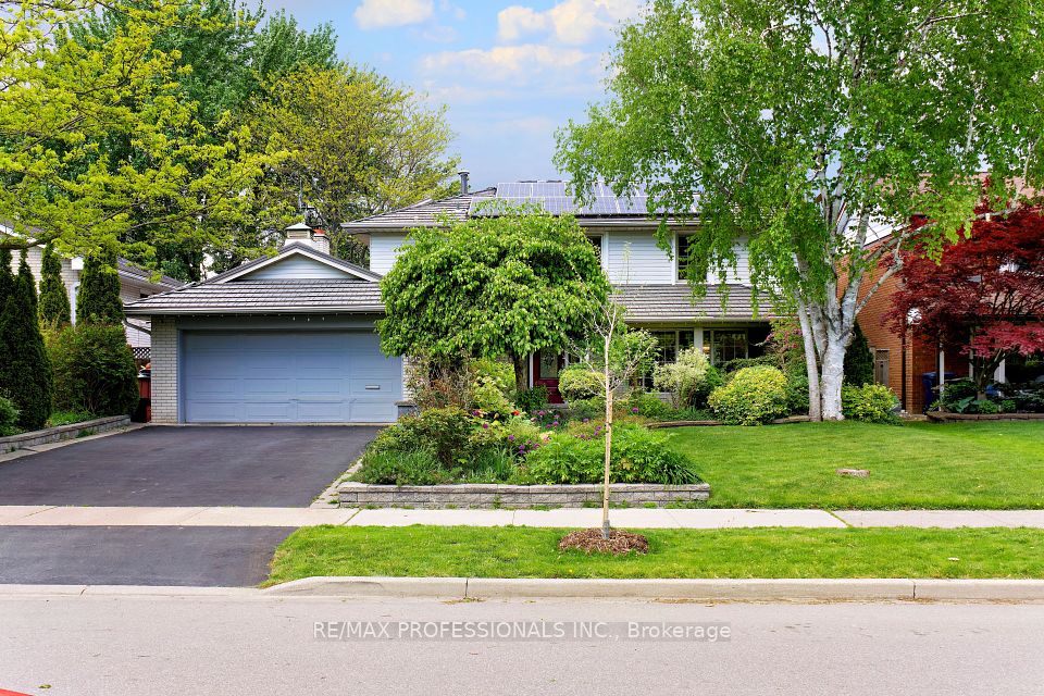 undefined ; MLS ID: W12095317