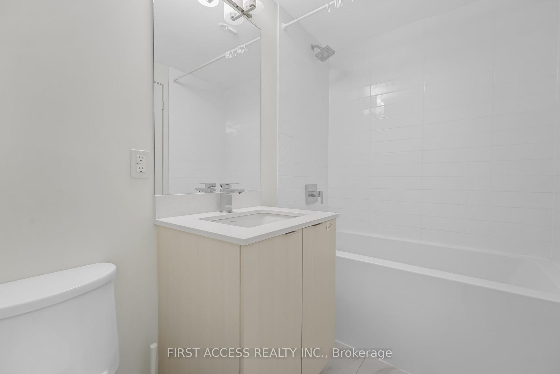 2 Bedrooms Condo at 859 The Queensway,  Toronto For sale