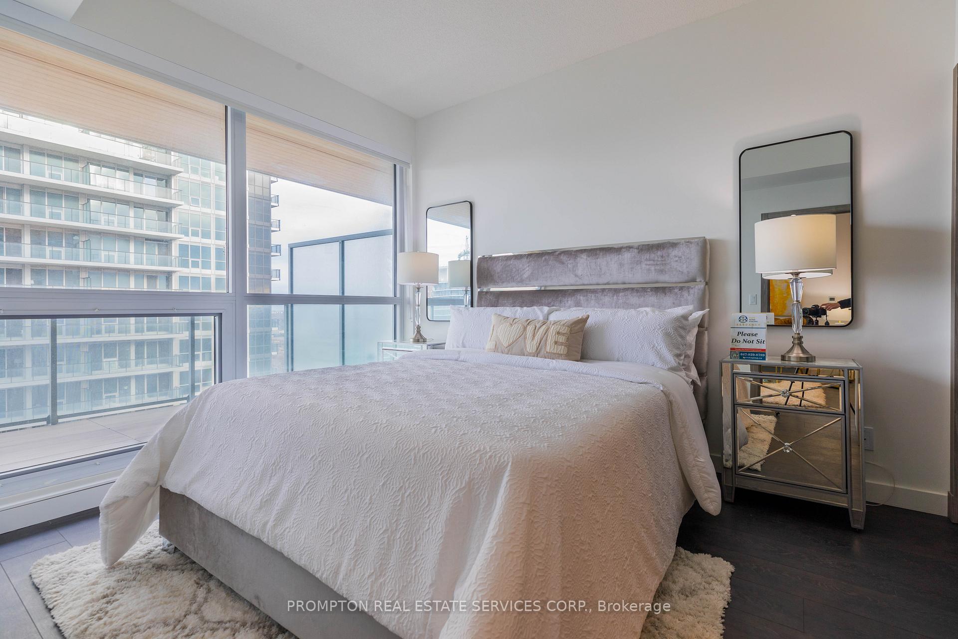 3 Bedrooms Condo at 27 Mcmahon, Toronto For sale