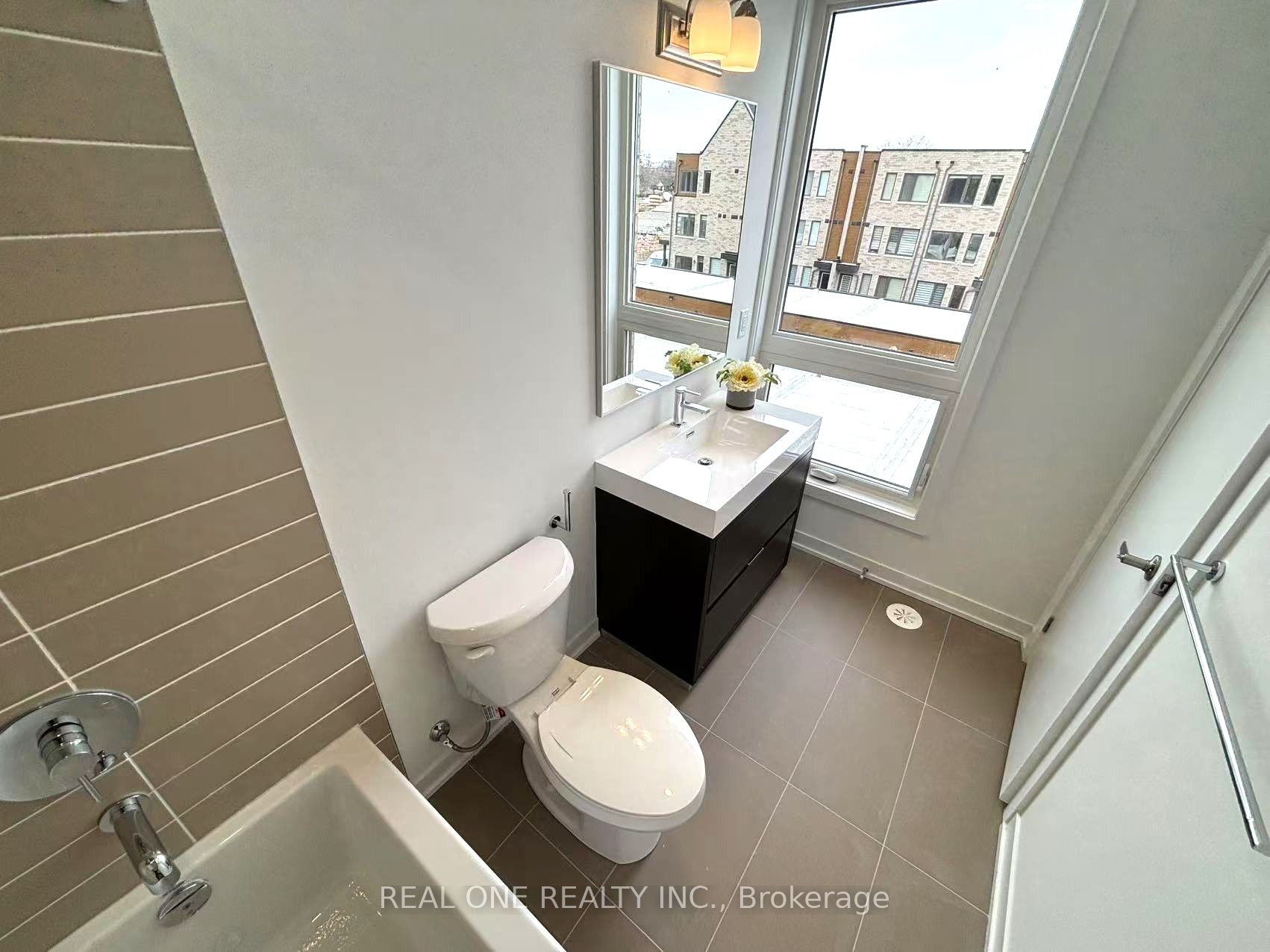 18 Turtle Island Road, #32