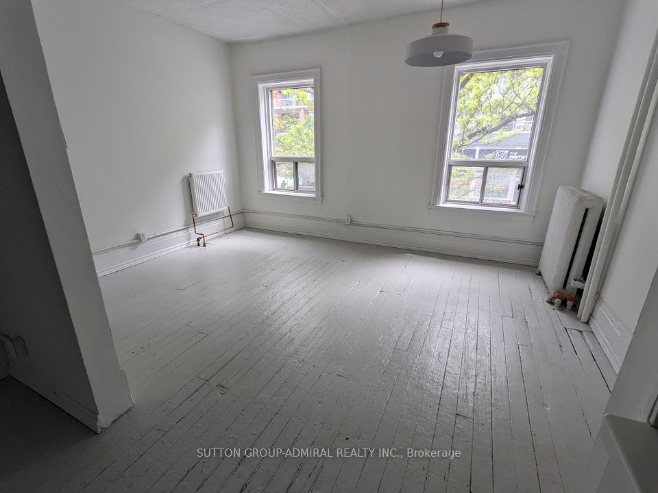 1020 Queen Street