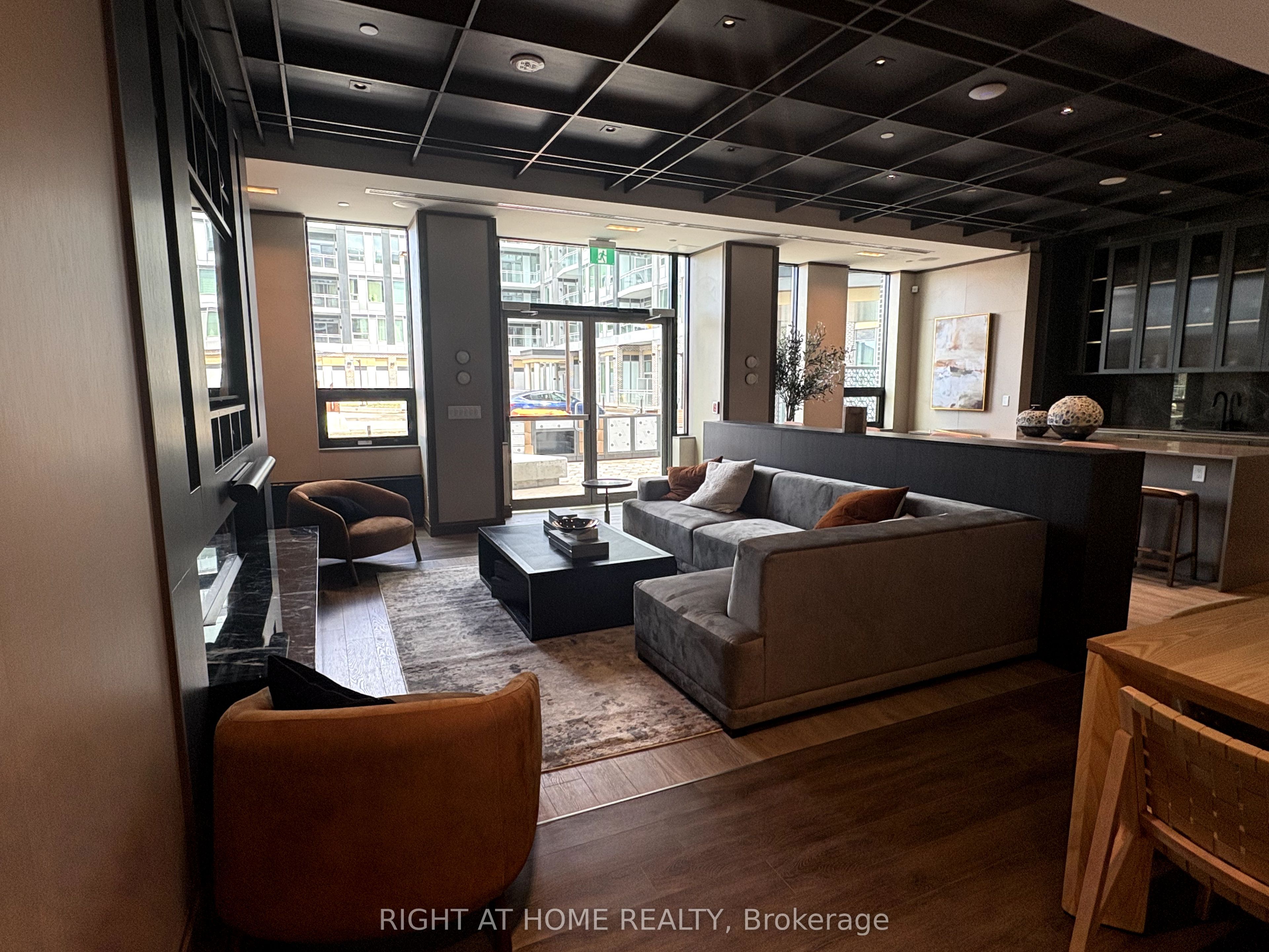 2501 Saw Whet Boulevard S, #648