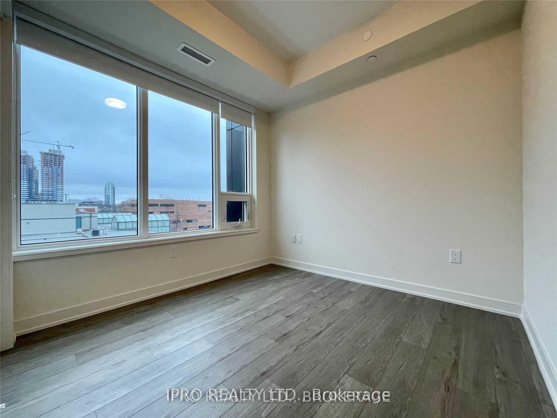 2 Bedrooms Condo at 212 King William,  Hamilton For sale