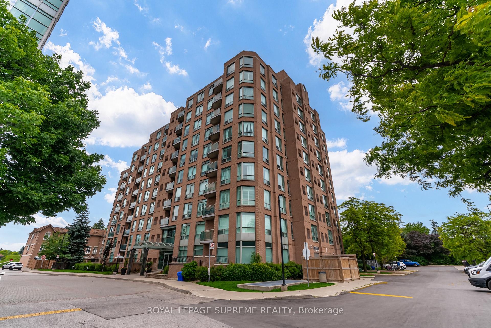 2 Bedrooms Condo at 190 Manitoba, Toronto For sale