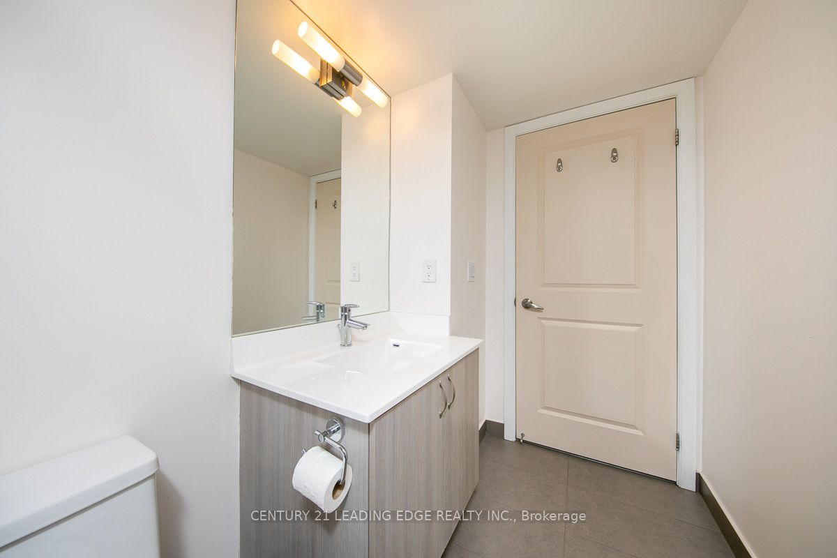 1235 Bayly Street, #901