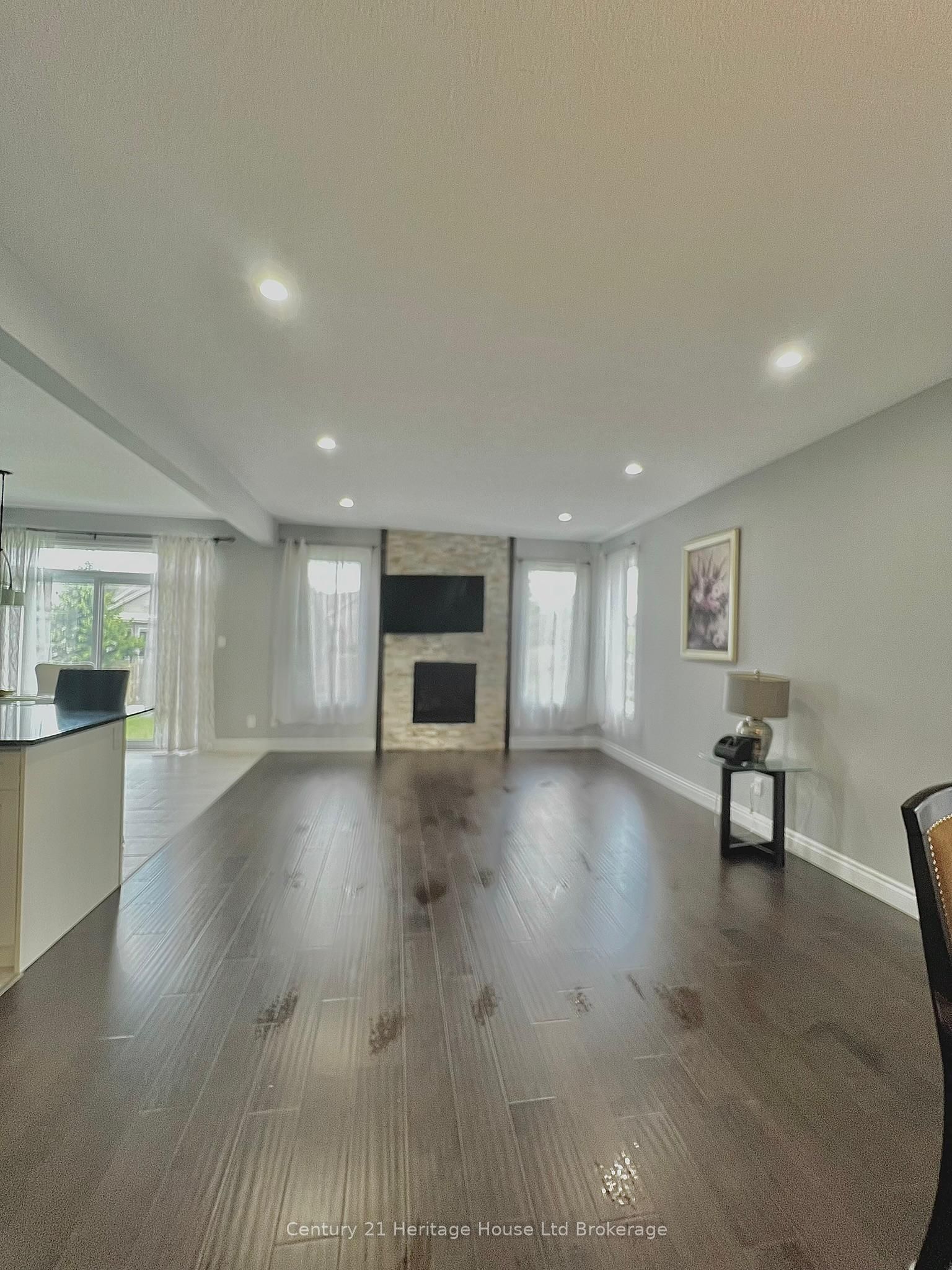 1572 Noah Bend, London, ON N6G 0T2