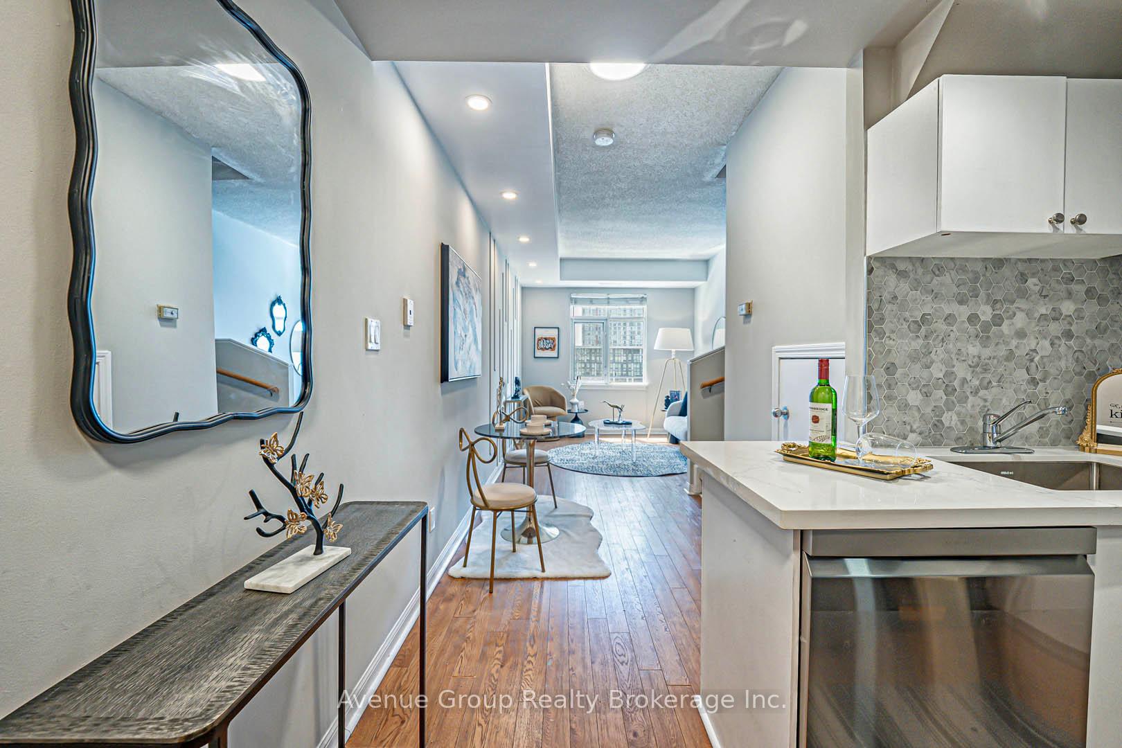 2 Bedrooms Condo at 550 Front, Toronto For sale