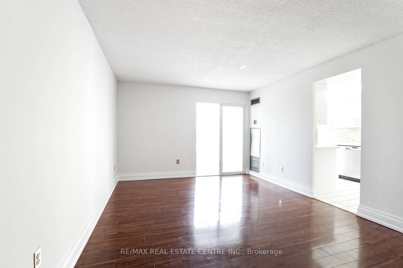 350 Webb Drive, #1407
