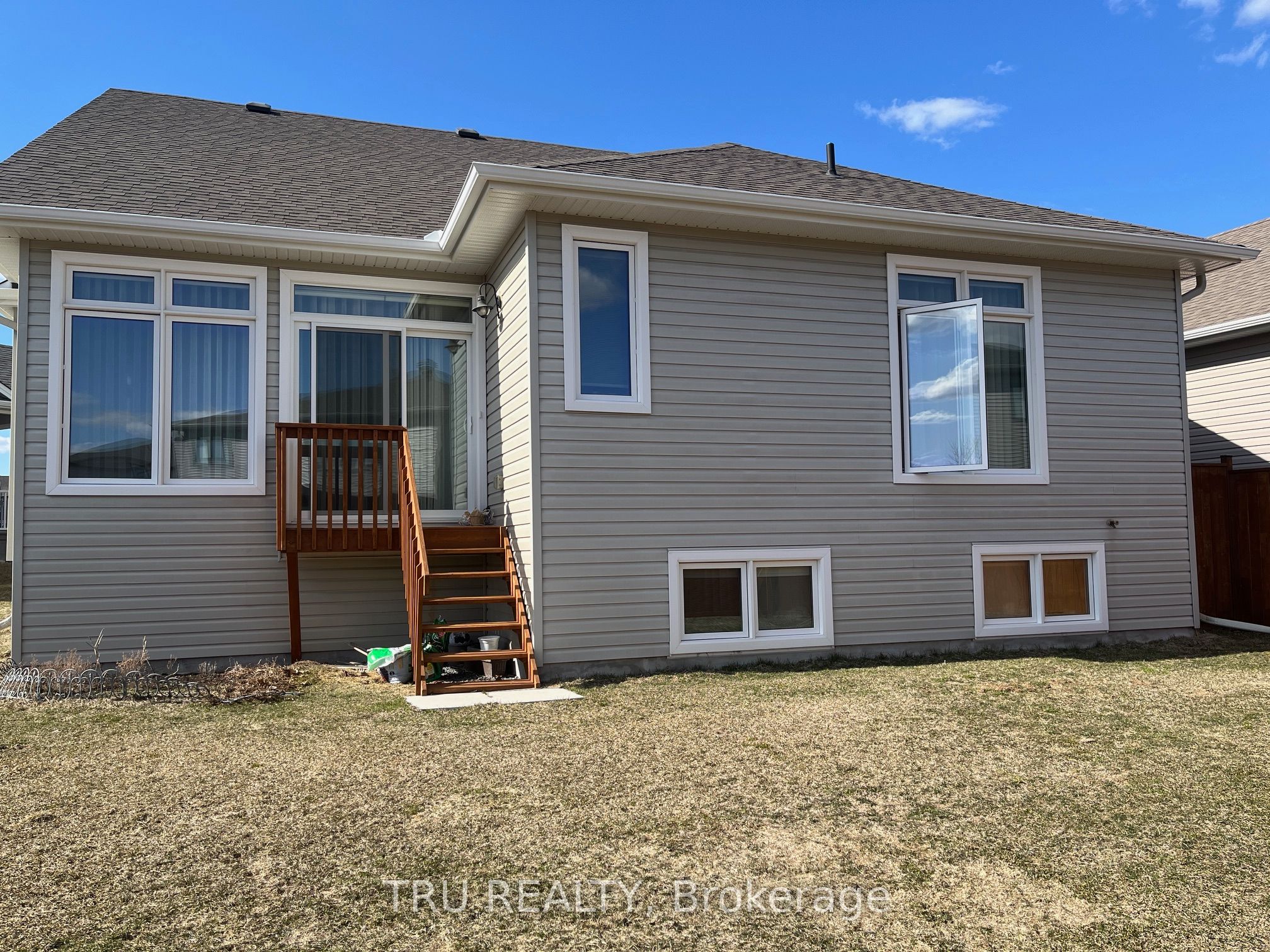 246 Maygrass Way, StittsvilleMunsterRichmond, ON K2S 2K9