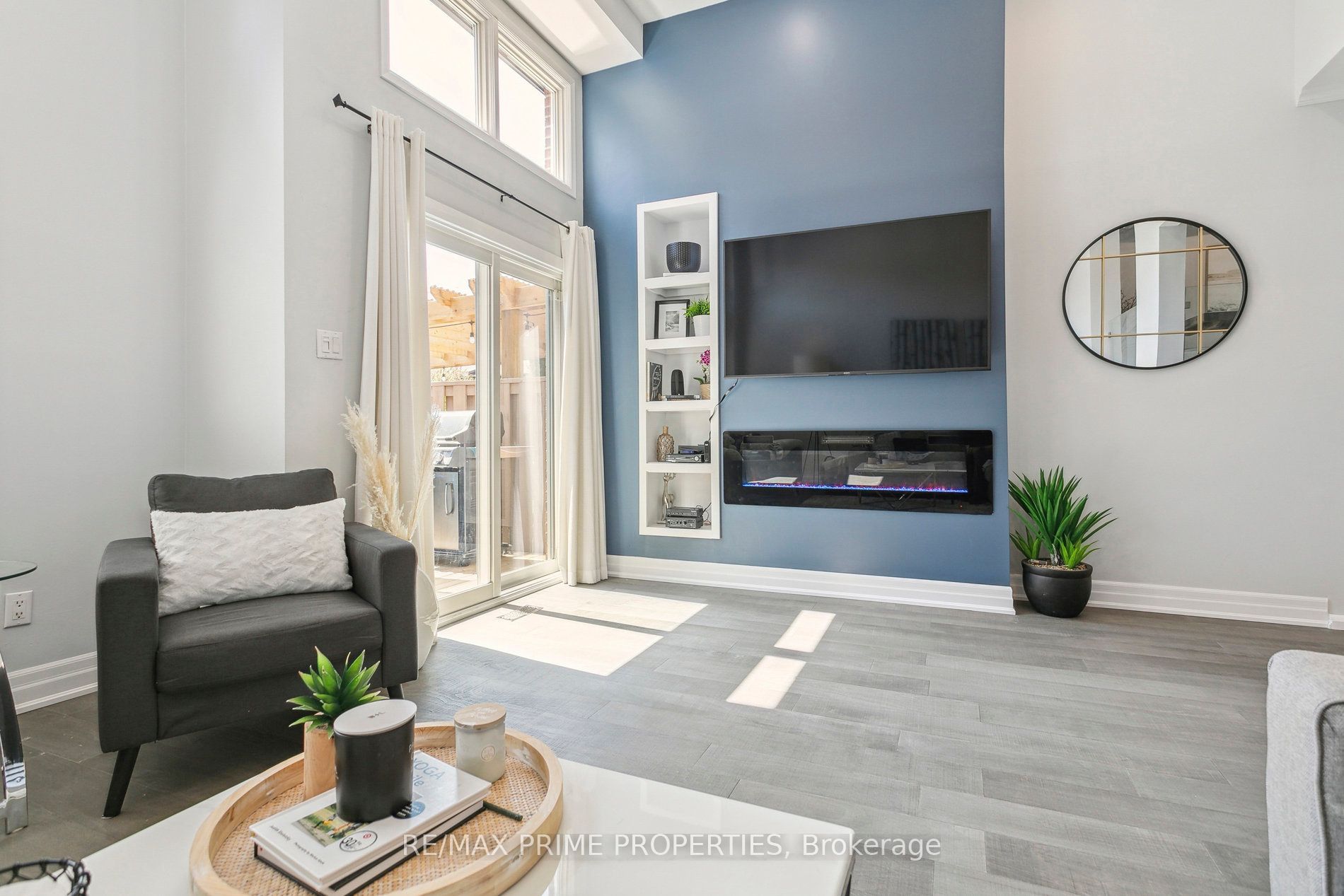 1755 Rathburn Road E, #51