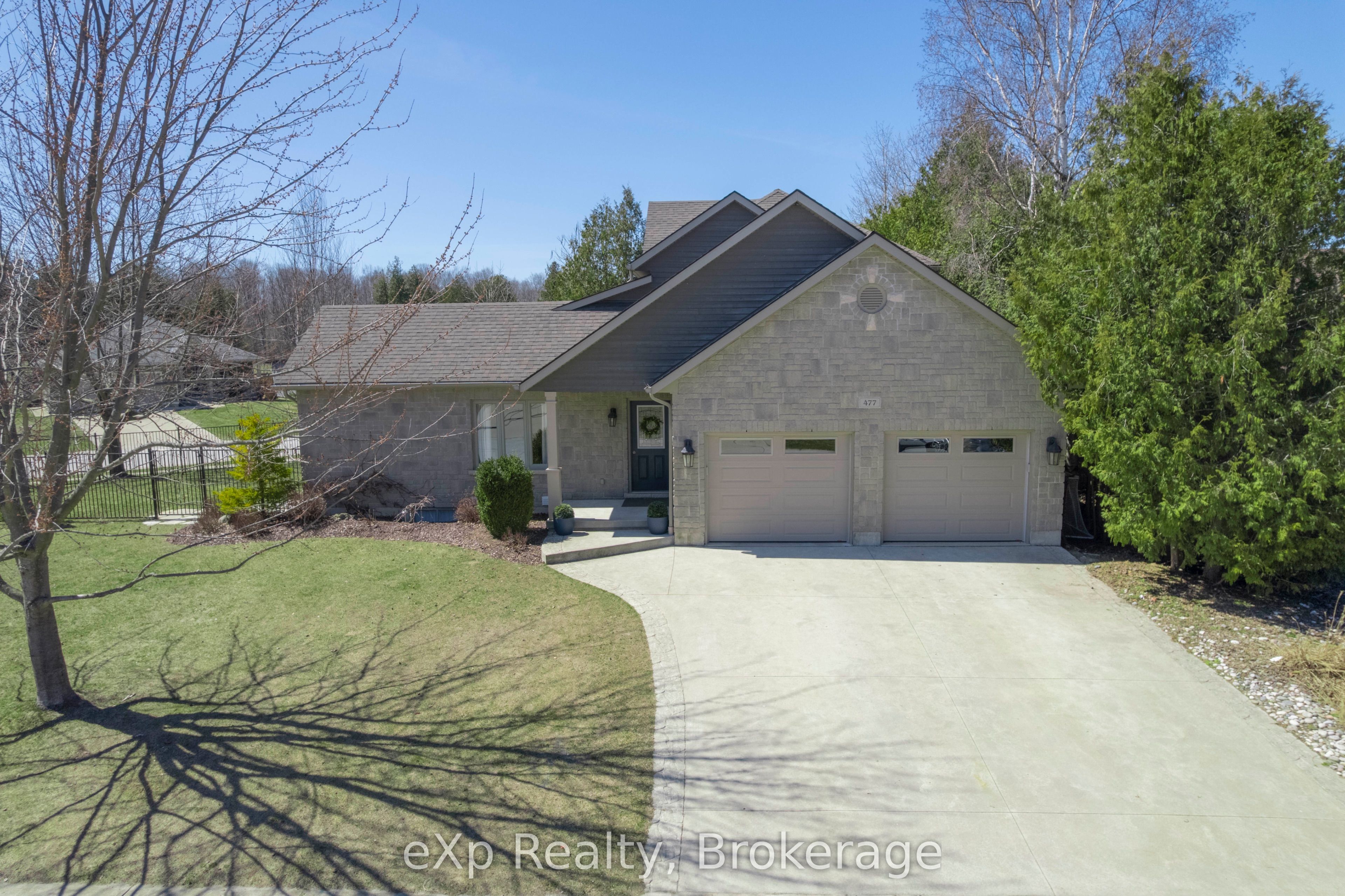 477 Creekwood Drive, Saugeen Shores, ON N0H 2L0
