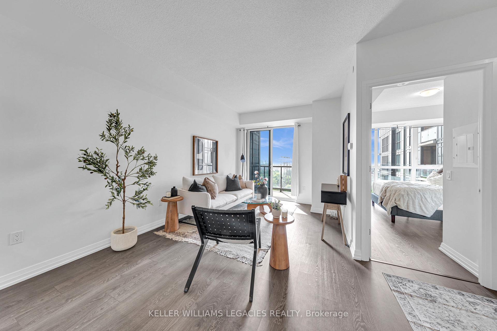 2 Bedrooms Condo at 50 Thomas Riley, Toronto For sale