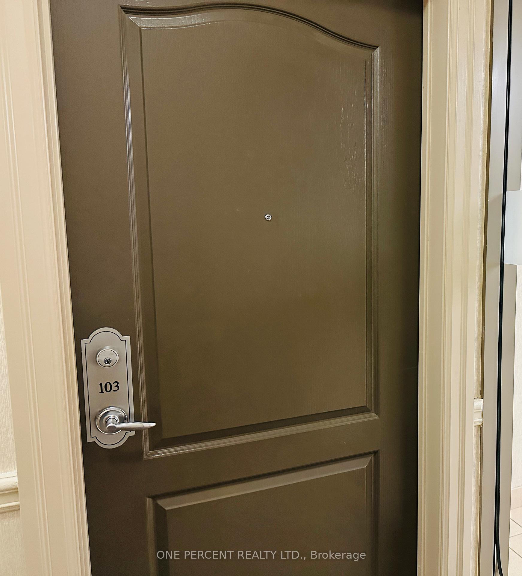 1 Bedroom Condo at 4640 Kimbermount, Mississauga For sale