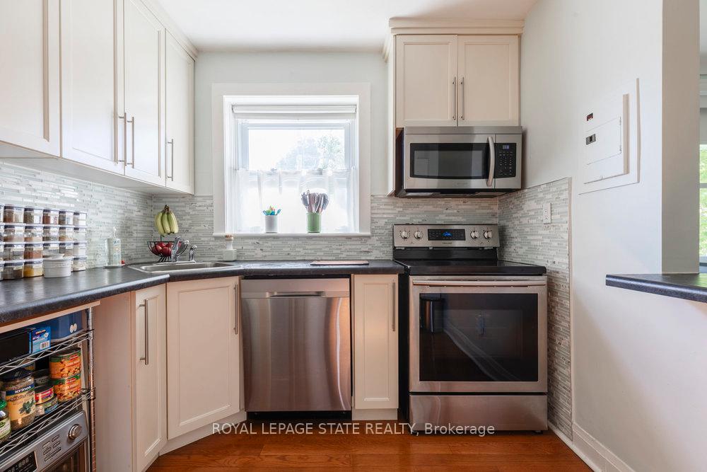1 Bedroom Co-op at 2 Stroud, Hamilton For sale
