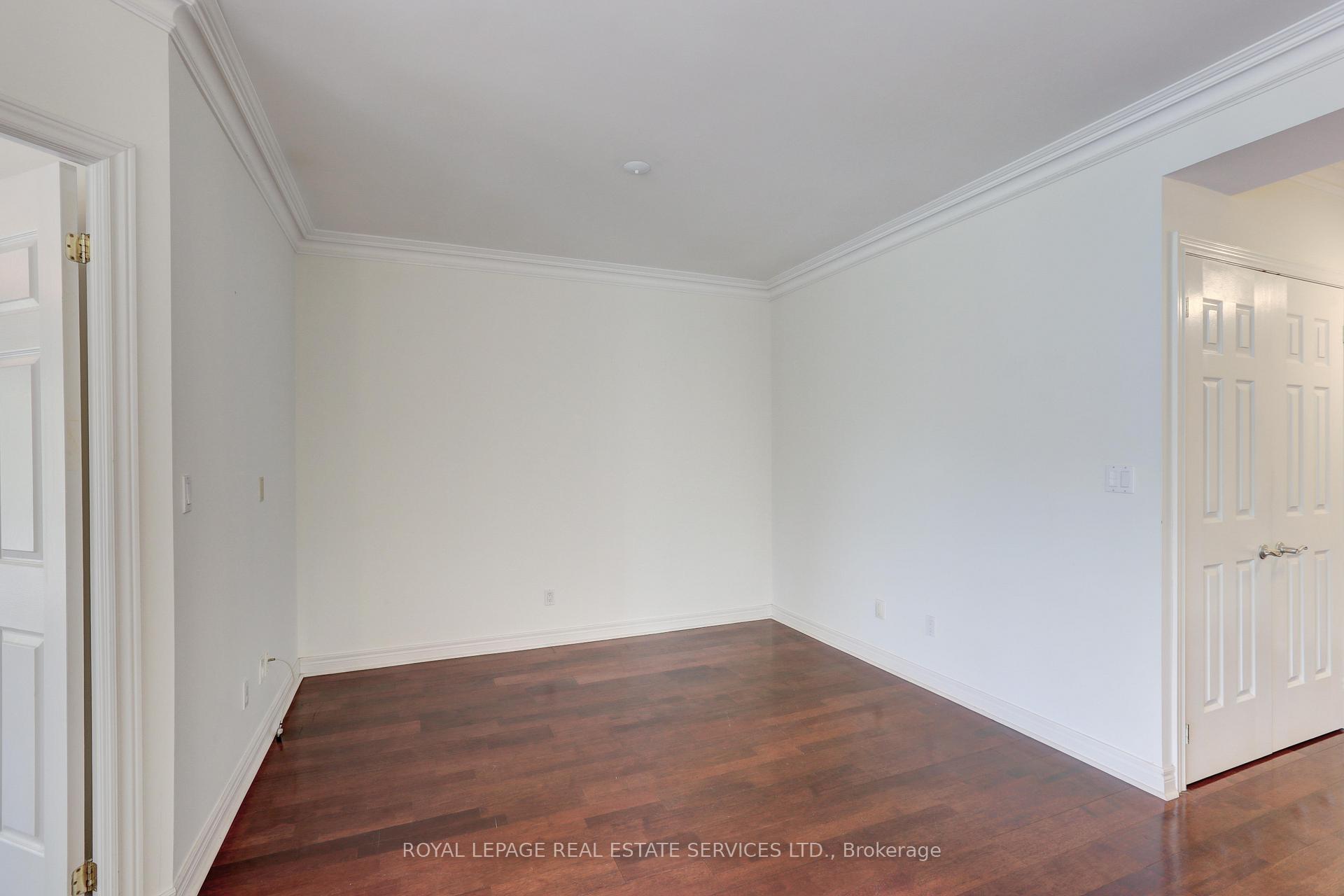 3 Bedrooms Condo at 3085 Bloor, Toronto For sale