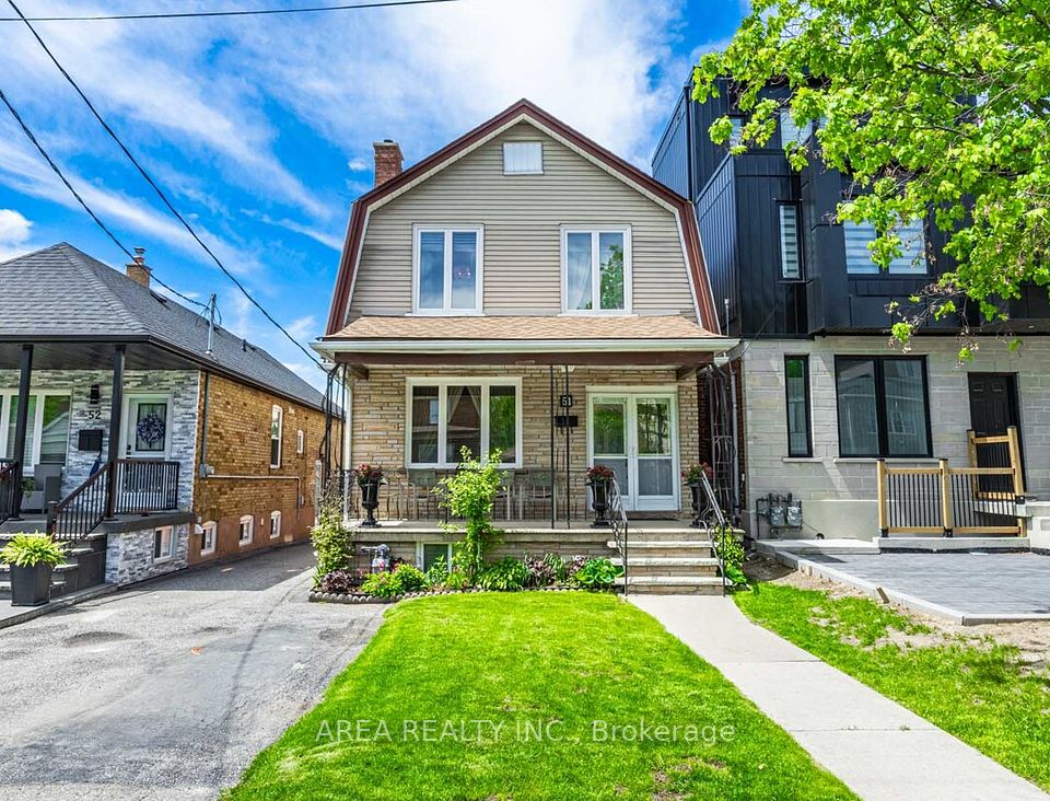 54 Hartley Avenue, Toronto, ON M6E 4E8
