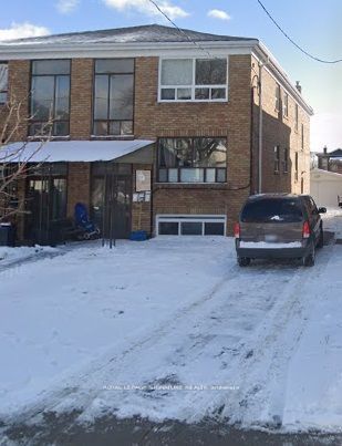 7 Auburn Avenue, Toronto, ON M6H 2L6