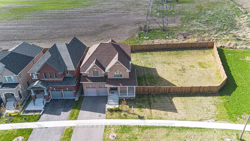 280 Windfields Farm