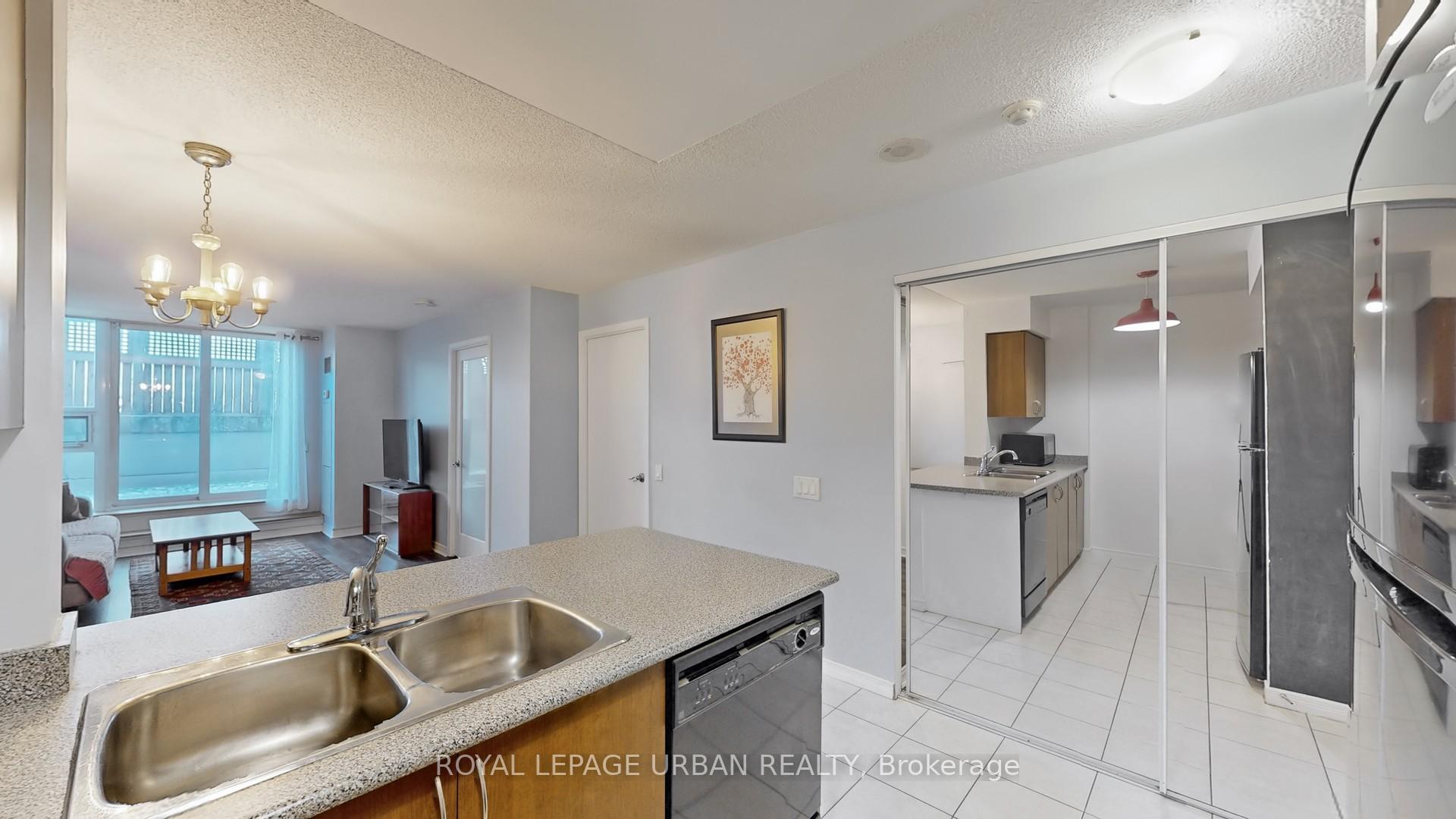 2 Bedrooms Condo at 60 Heintzman, Toronto For sale