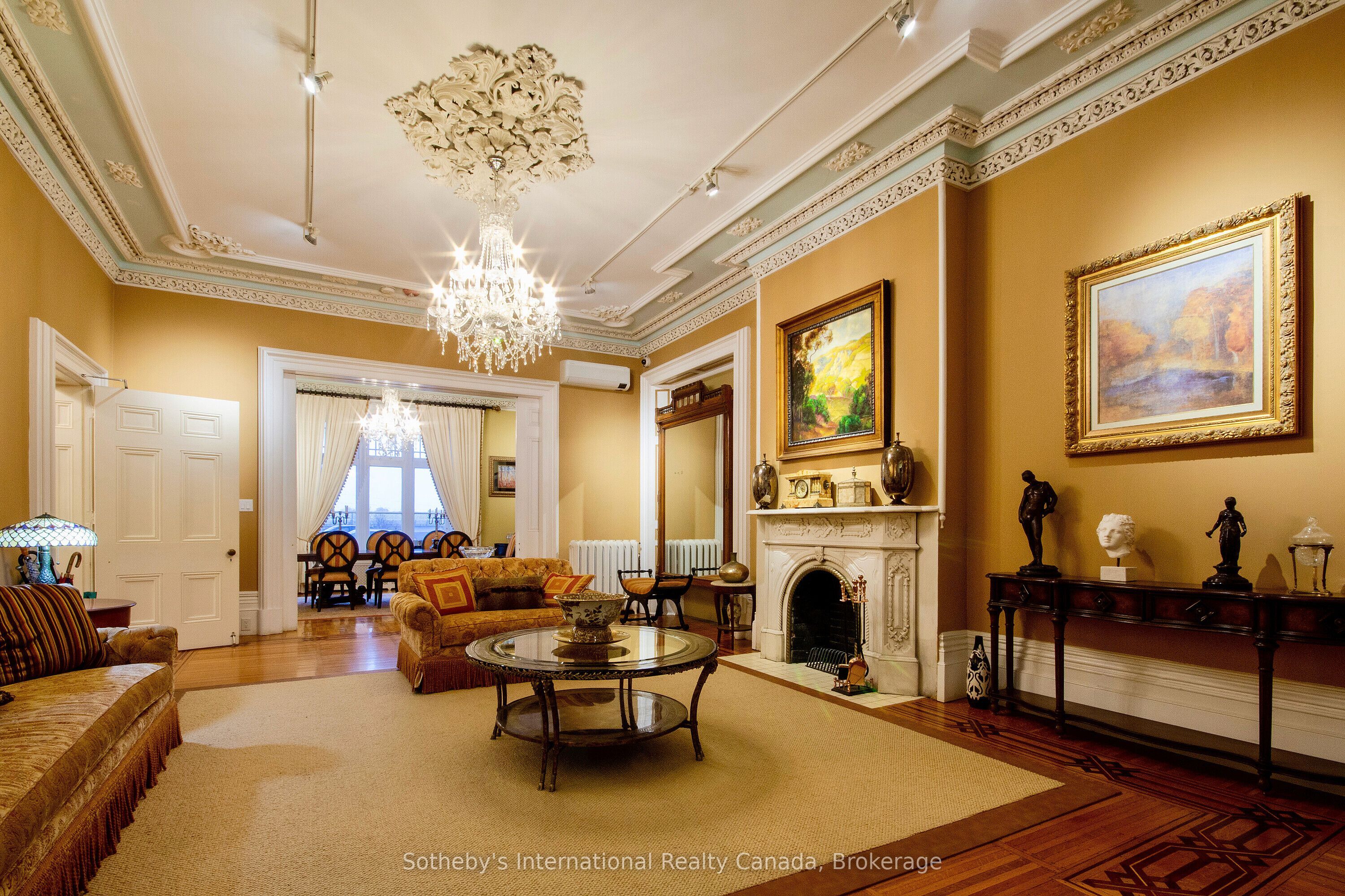 109 St. Paul Crescent