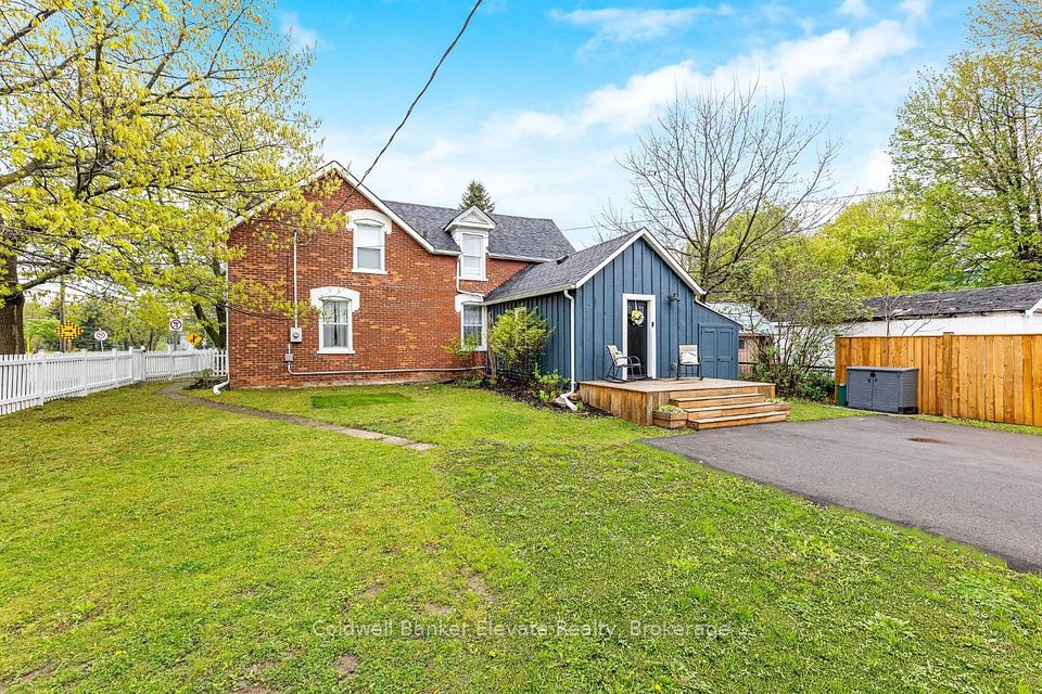 243 Queen Street, Halton Hills, ON L7J 1P7