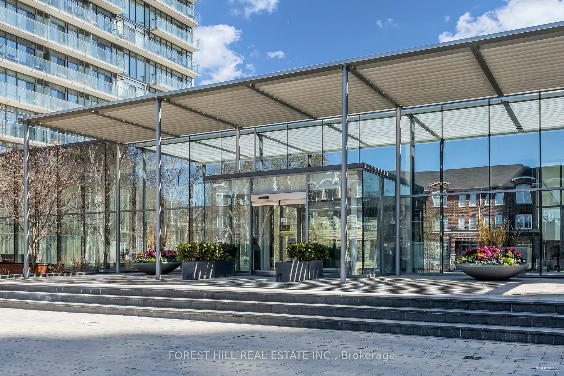 1 Bedroom Condo at 103 The Queensway, Toronto For sale