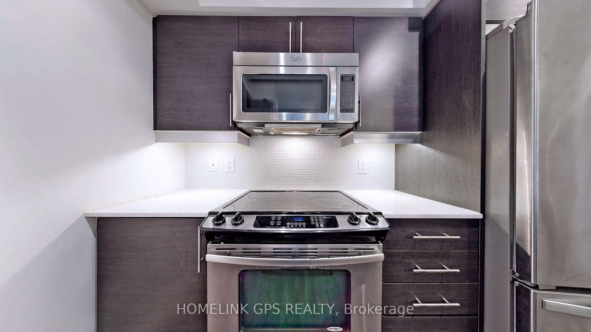 2 Bedrooms Condo at 35 Bastion, Toronto For sale