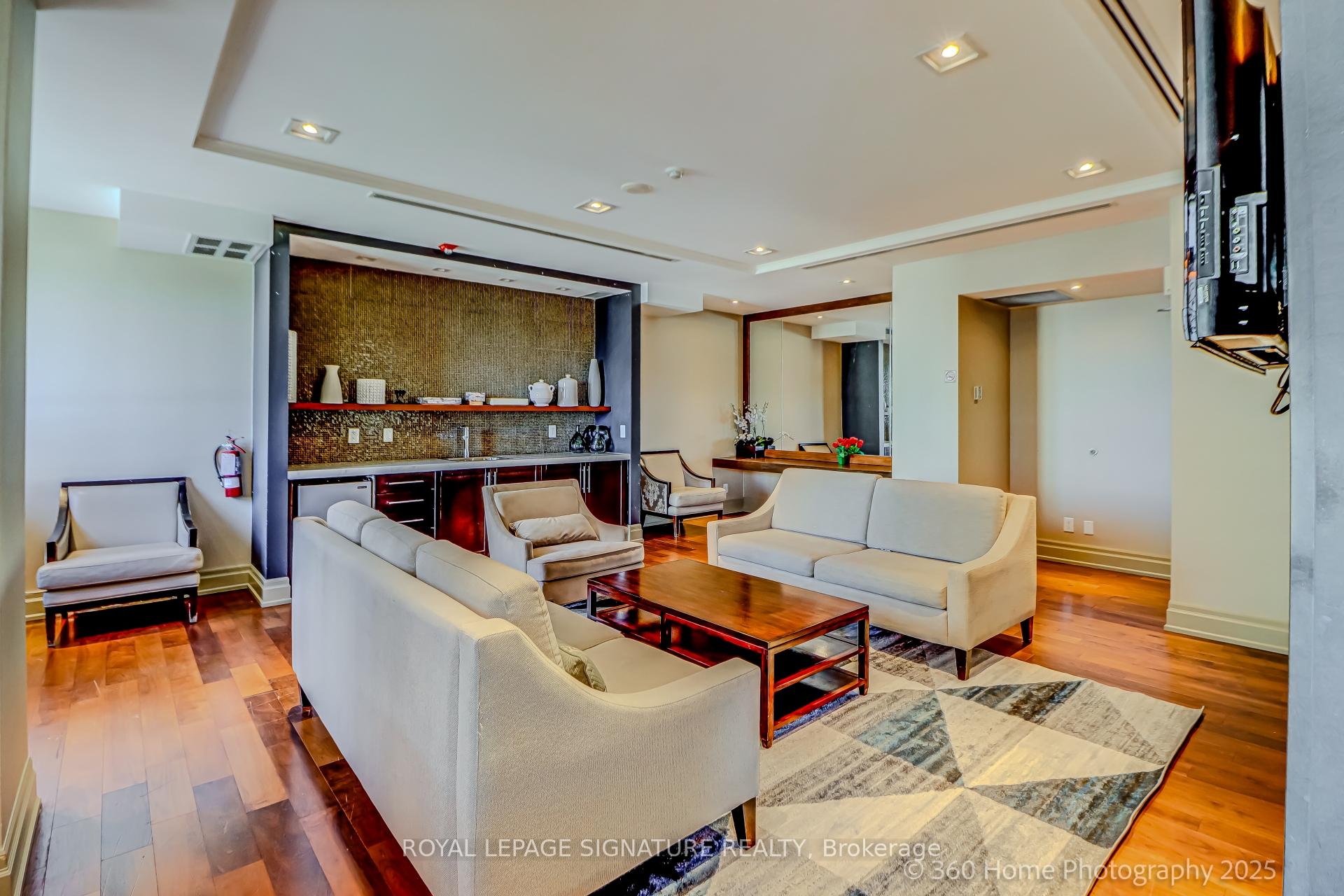 Condo at 27 Rean,  Toronto For sale