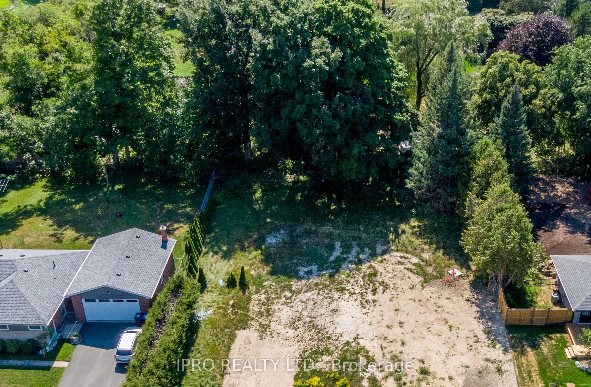 9 Maple Grove Road
