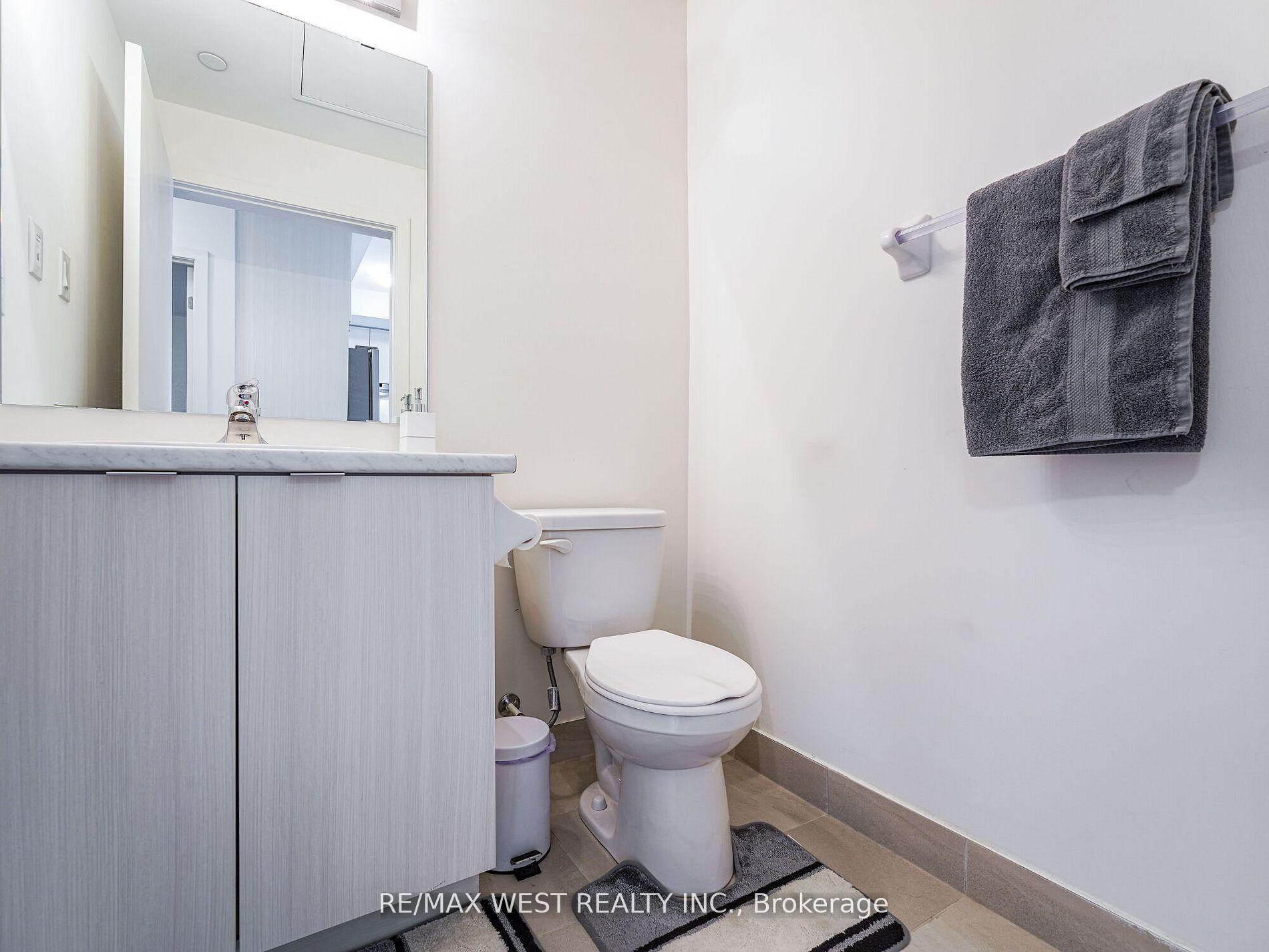 2 Bedrooms Condo at 5131 Sheppard, Toronto For sale