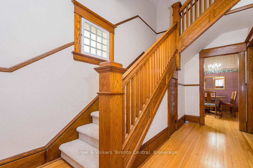 299 Napier Street, Collingwood, ON L9Y 3T6