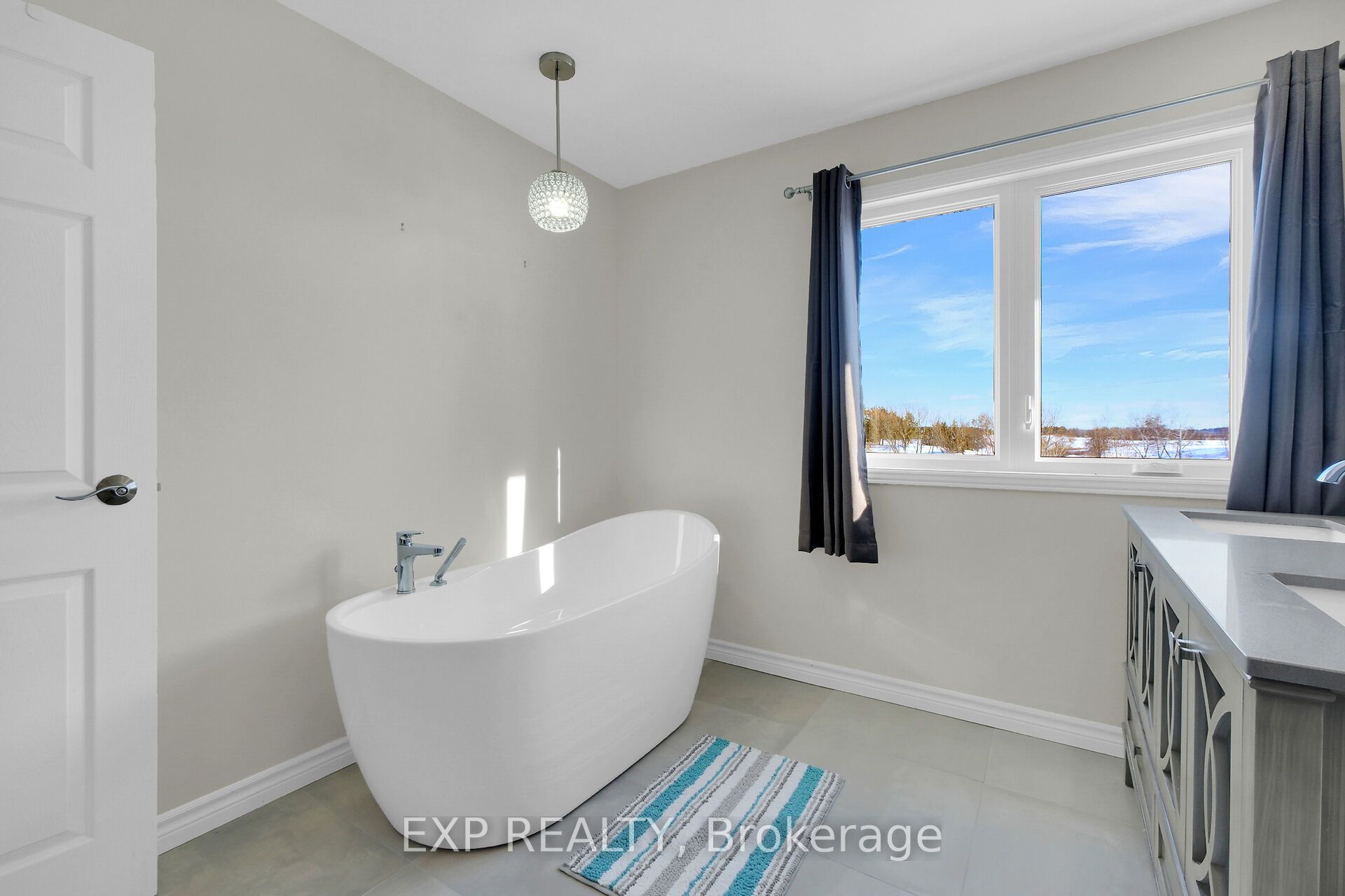 Listing picture