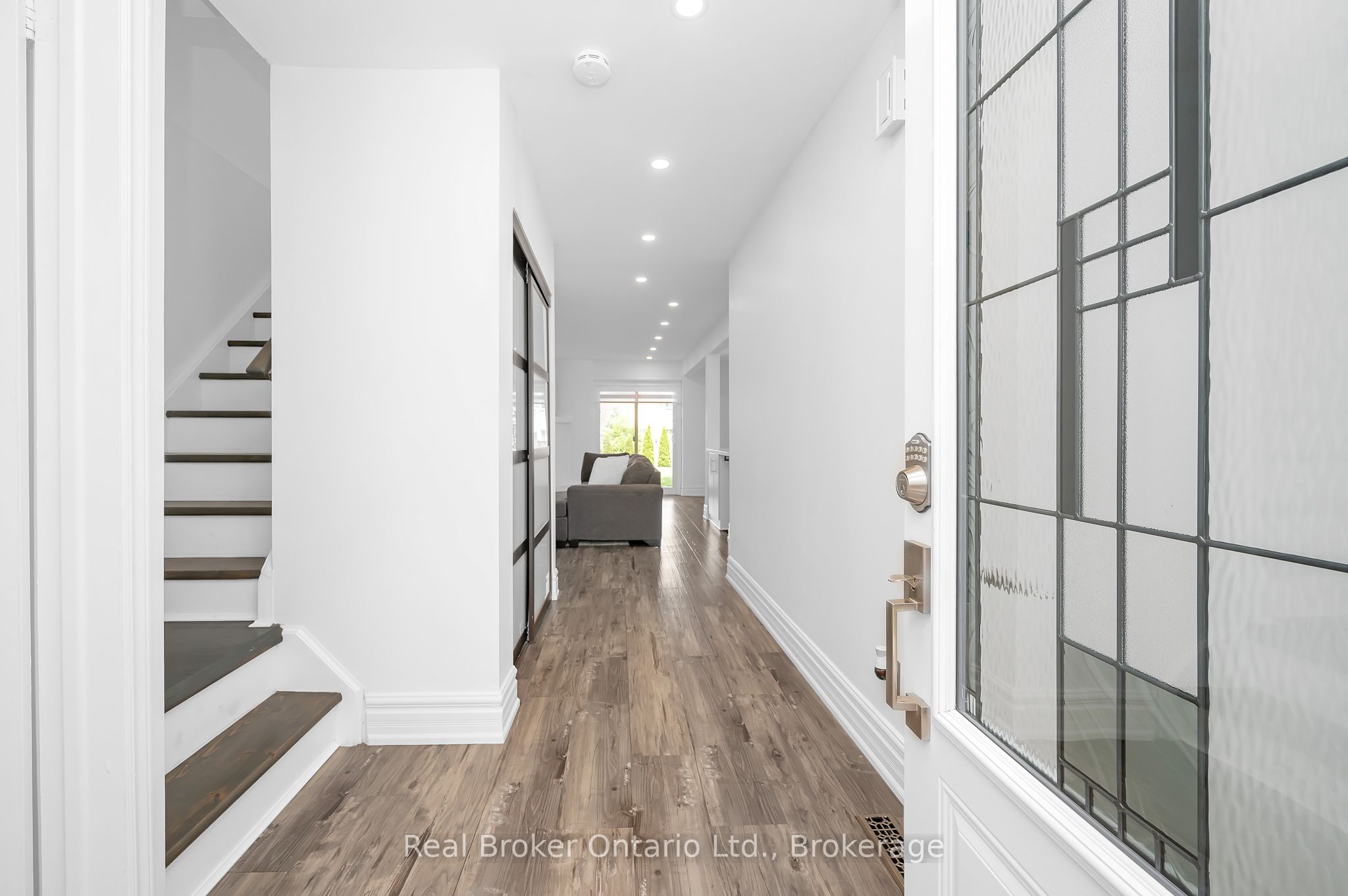 353 Macintosh Drive