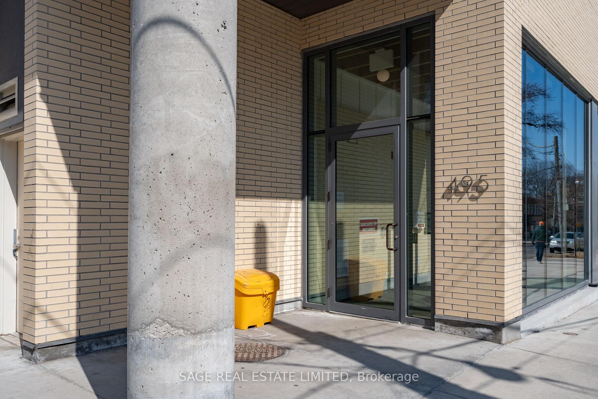 2 Bedrooms Condo at 495 Logan, Toronto For sale