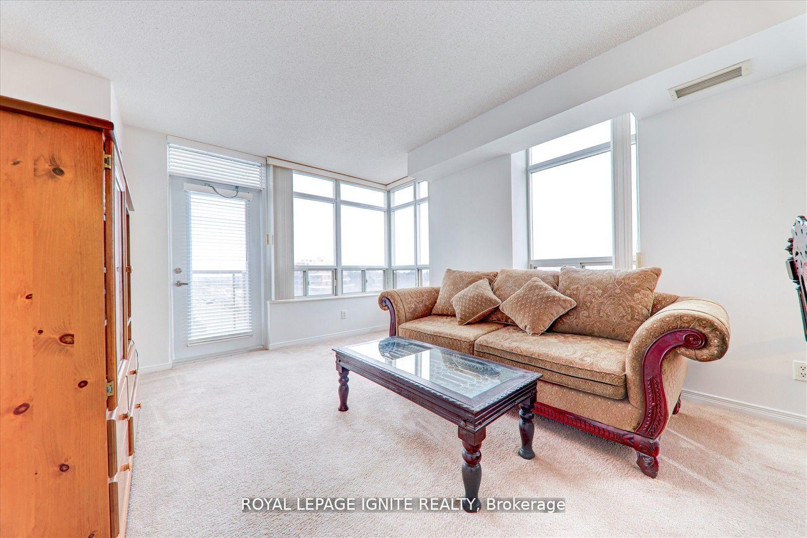 2 Bedrooms Condo at 3650 Kingston, Toronto For sale