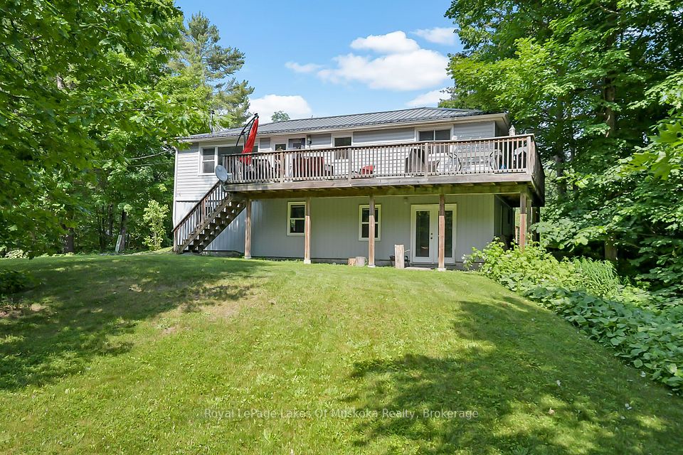 7519 East River
