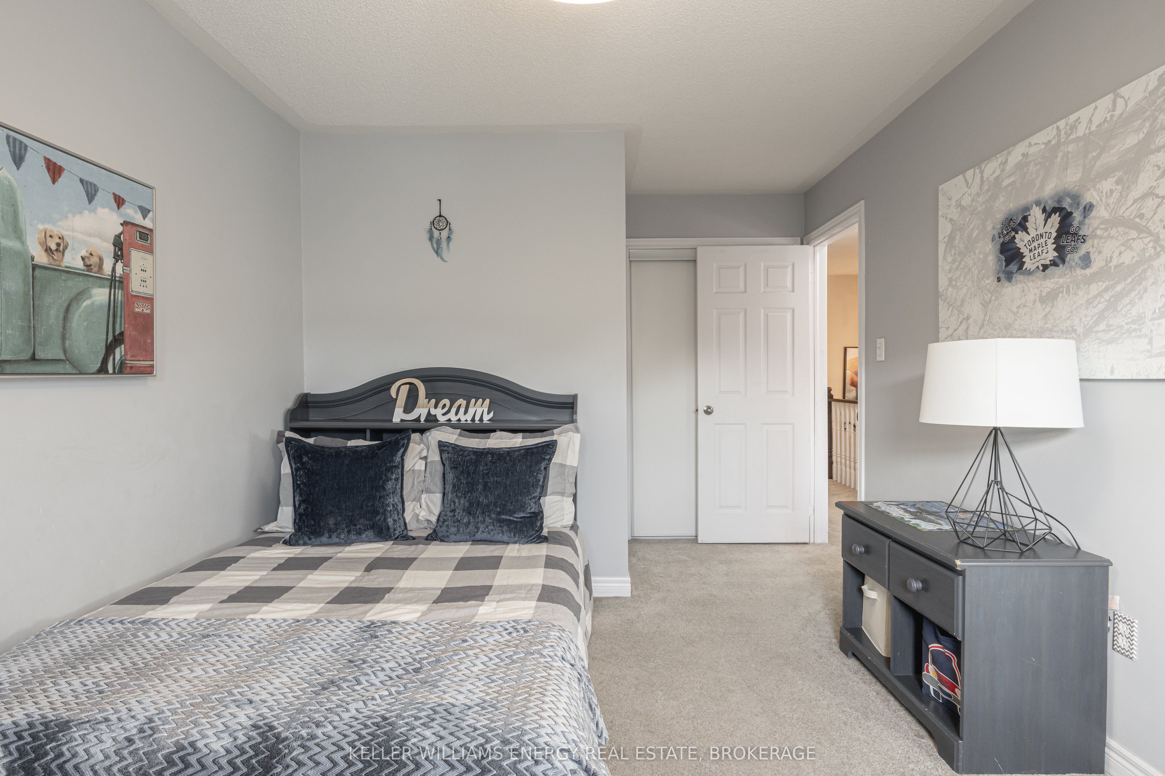 112 Rich Crescent