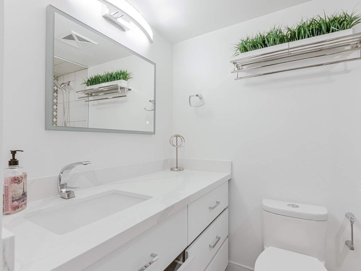 5785 Yonge Street 509
