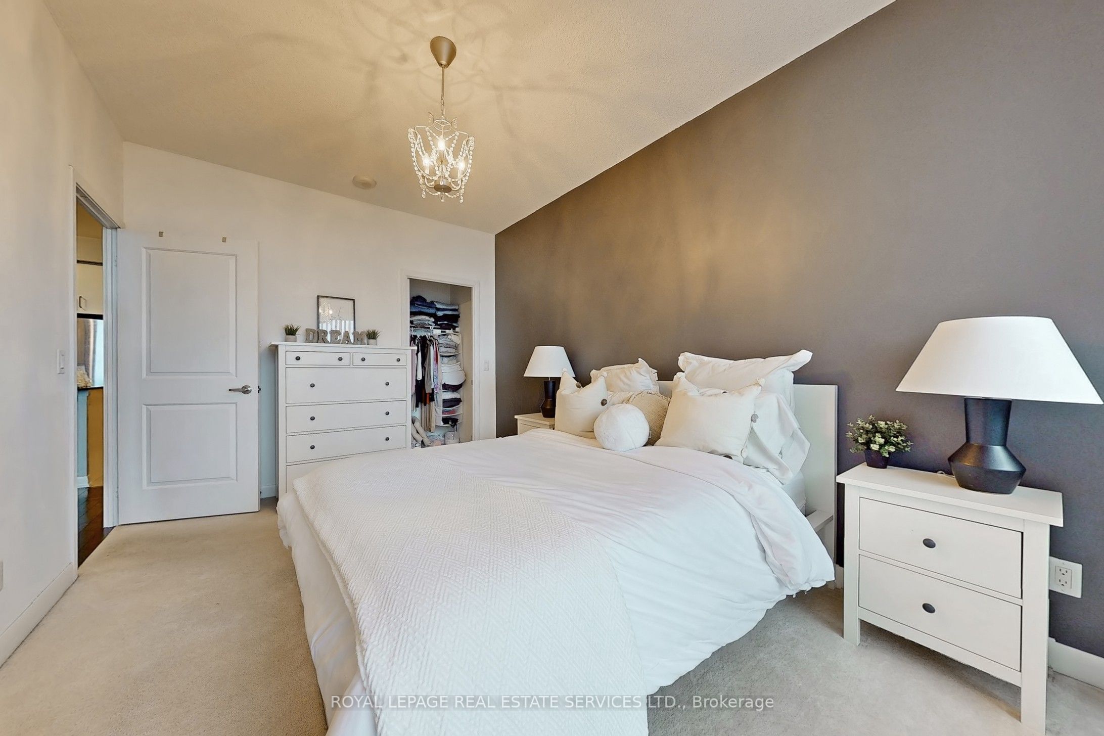 205 Sherway Gardens Road E, #311