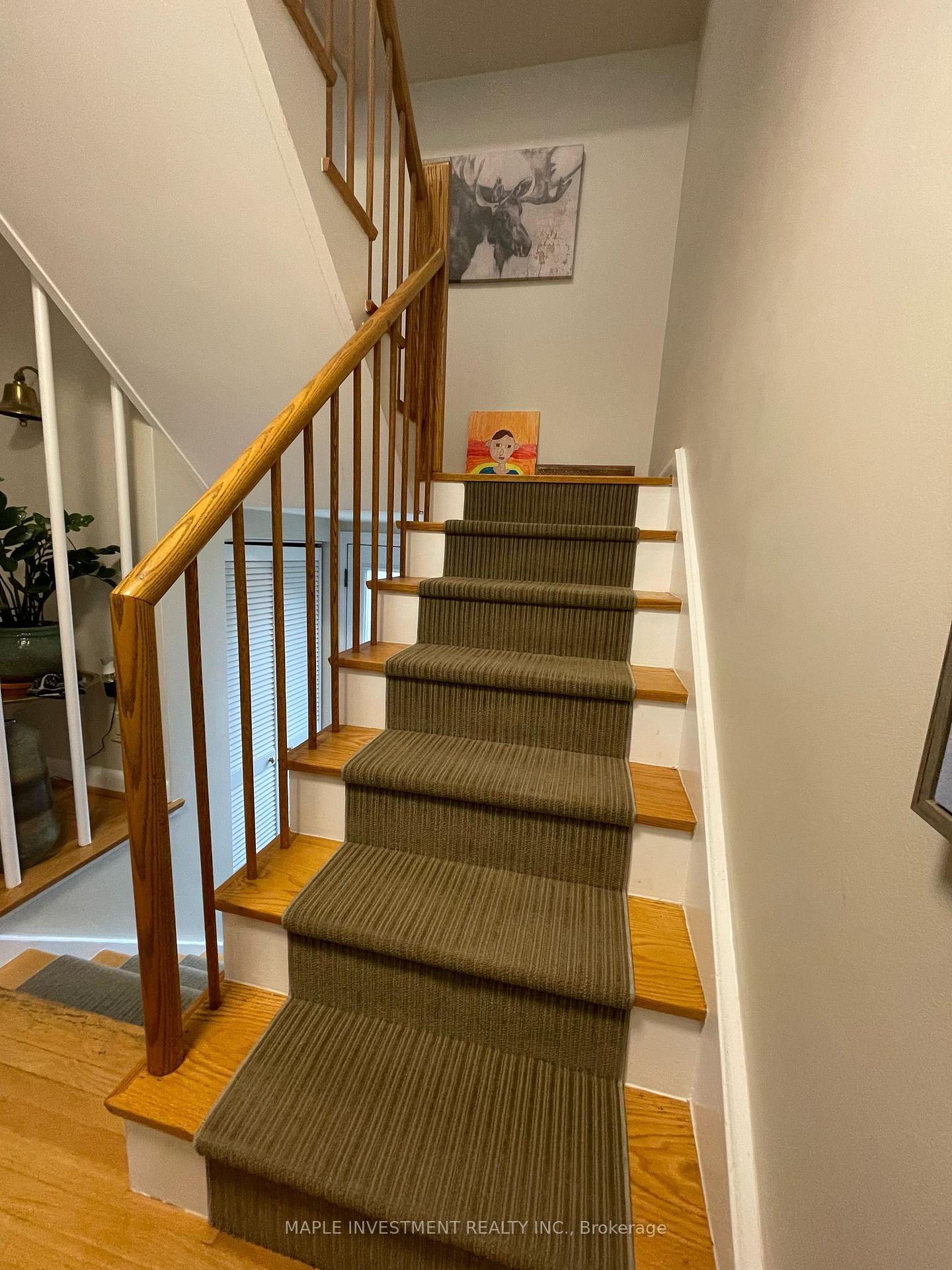 3 Bedrooms Condo at 70 Broadpath, Toronto For sale